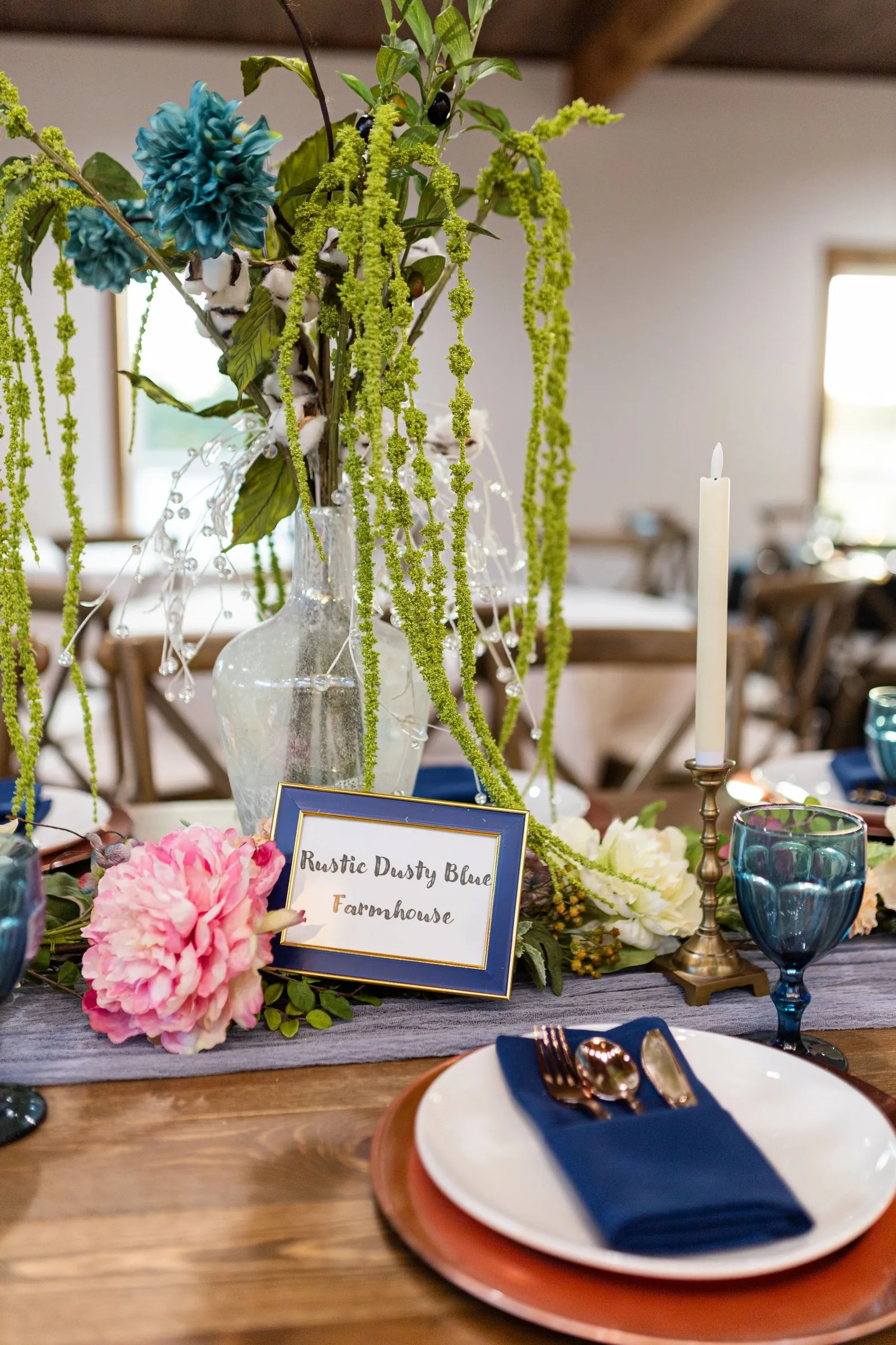 Wedding tablescape with centerpieces and place settings at Primrose Hill